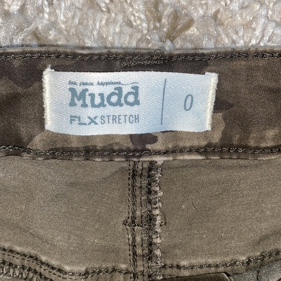 Camouflage Jean Skirt - Picture 4 of 5